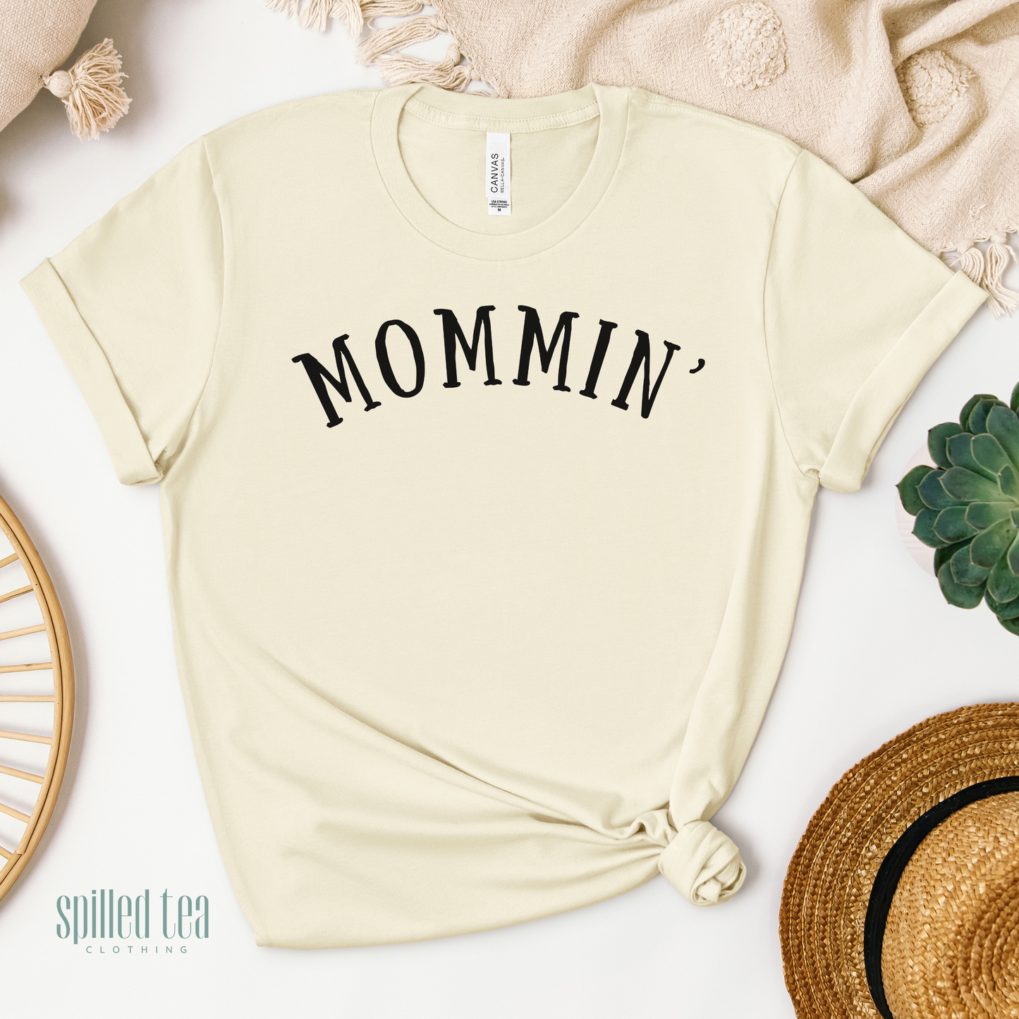 Mommin' T-Shirt